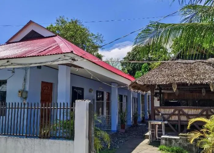 Lodge Comfortable Near The And Town Center With Free Parking By Bantayan Paw And Palm *